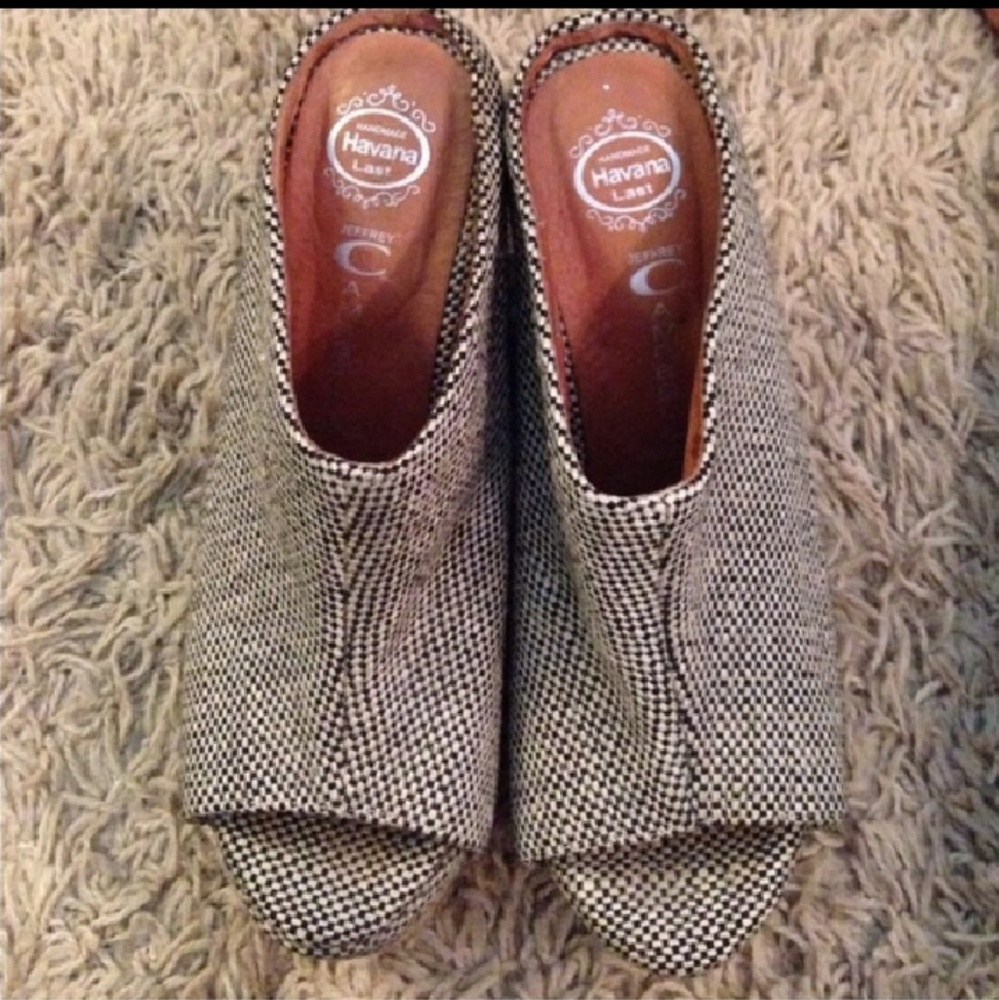 Jefferey Campbell slip on Sandals SZ 36/6